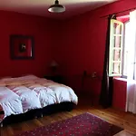 Maison D'almes Homestay *